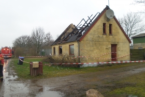 Ejendom ved Skamby var overtændt, da brandvæsnet ankom.
