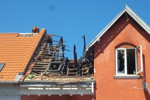 Kvinde død i brand i Ørbæk