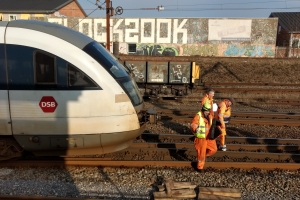 21. februar 2018: Et tog blev afsporet i Odense tirsdag aften, og det giver onsdag morgen timelange forsinkelser og aflysninger på Fyn. Foto: Ole Holbech