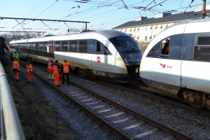 21. februar 2018: Et tog blev afsporet i Odense tirsdag aften, og det giver onsdag morgen timelange forsinkelser og aflysninger på Fyn. Foto: Ole Holbech