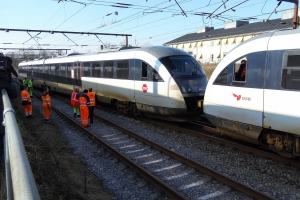 21. februar 2018: Et tog blev afsporet i Odense tirsdag aften, og det giver onsdag morgen timelange forsinkelser og aflysninger på Fyn. Foto: Ole Holbech