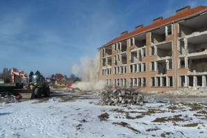 6. marts 2018: Nordre Skole i Svendborg bliver revet ned.  120.000 af de gamle mursten genbruges i nyt byggeri. Foto: Ole Holbech