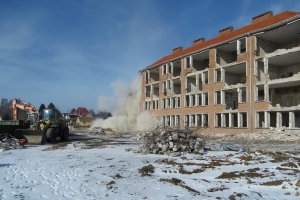 6. marts 2018: Nordre Skole i Svendborg bliver revet ned.  120.000 af de gamle mursten genbruges i nyt byggeri. Foto: Ole Holbech