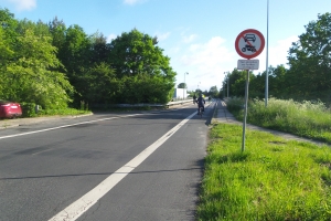 Ulovlig kørsel på motorvejsbro