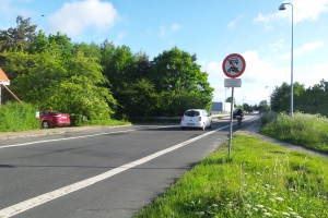 Ulovlig kørsel på motorvejsbro