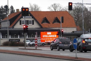 22. februar 2018: Lysreklamer ved veje. Foto: Ole Holbech
